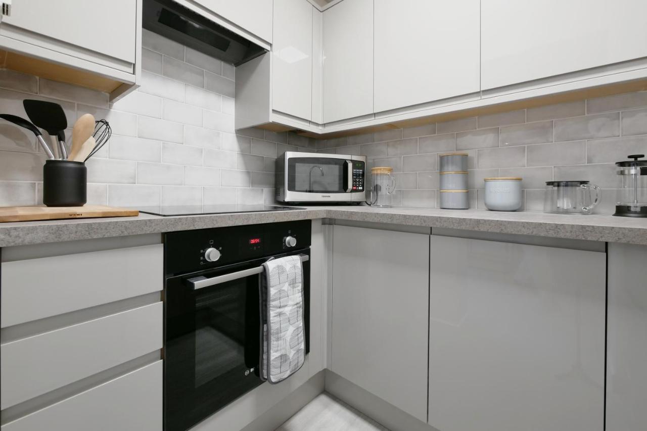 Crewe Short Lets 1 Victoria Court, Crewe Apartment Ngoại thất bức ảnh